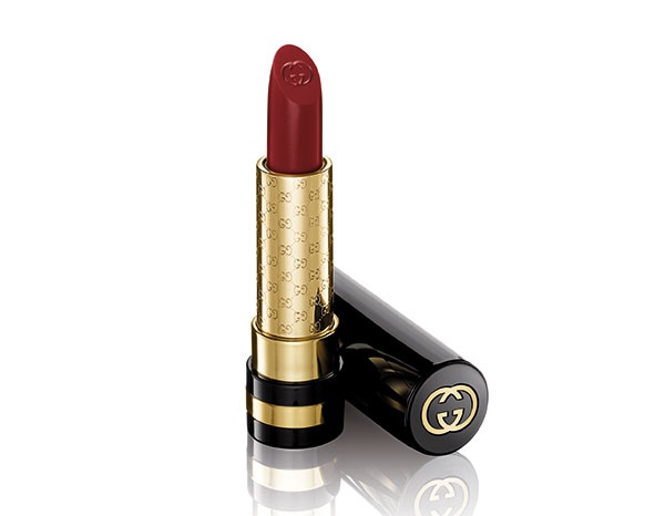 كرزي داكن Gucci Lips Luxurious Moisture Rich Lipstick in Wild Amarena no.520