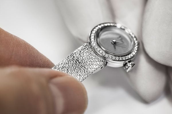 لهذه الساعة من 