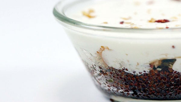 فتّة الكينوا باللبن