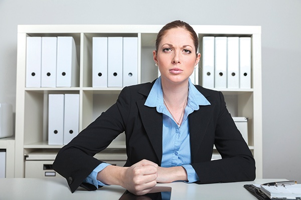 اضطهاد المرأة على مواقع التواصل الاجتماعي...