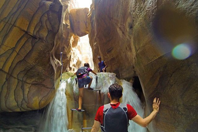 راغلان Raglan في  نيوزيلندا