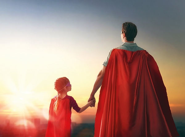 بين الأب وابنته...الحبّ الأوّل والبطل الأزلي