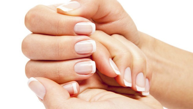 5 نصائح لمعالجة الأظافر الضعيفة والهشة