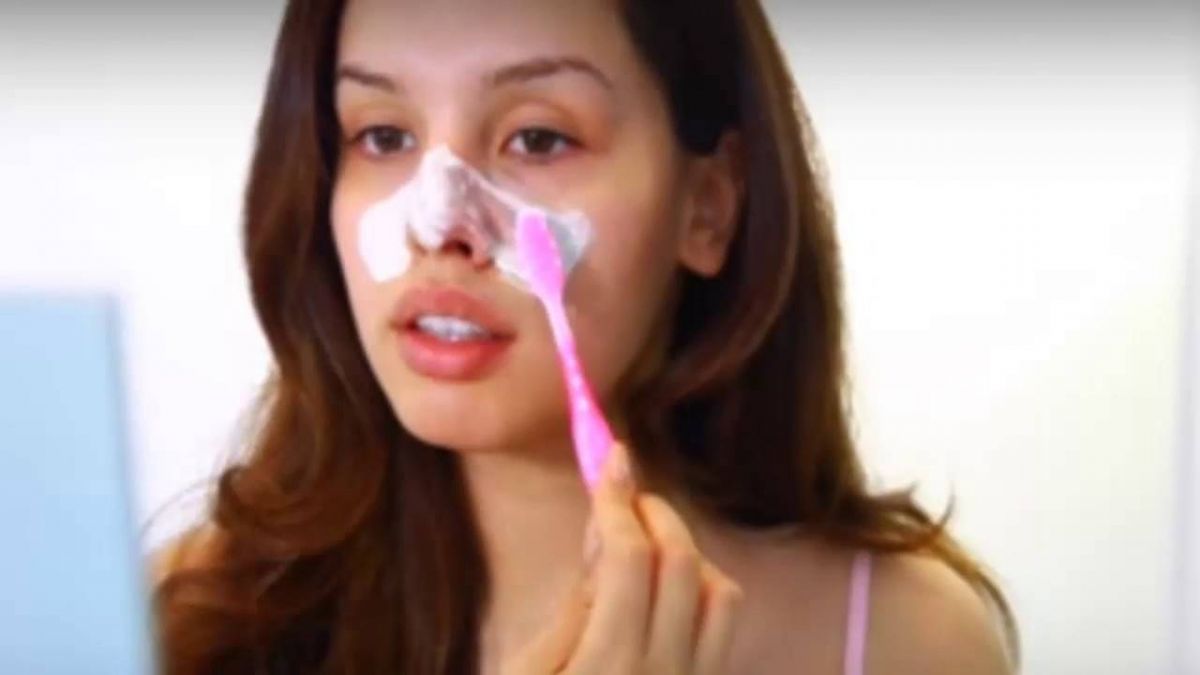 أنفك عريض؟ ضعي عليه معجون الأسنان ولن تصدّقي النتيجة!