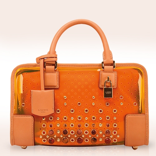 ميزات مجموعة 'لويفي' Loewe النسائية