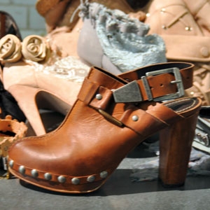 زمن 'القبقاب' يعود…