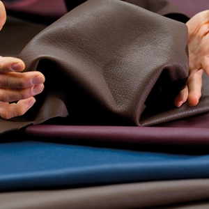 مجموعة Monogram Empreinte من لويس فويتون 