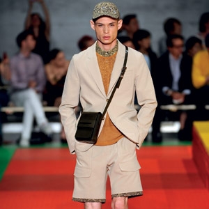 من مجموعة كينزو Kenzo