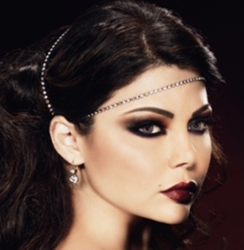 هيفاء وهبي: إطلالة أنيقة ومبهرة للنجمة