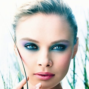 إطلالتك متجددة ومتألّقة  