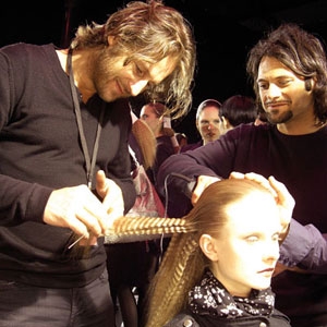 تصفيفة شعر رائعة كل يوم مع فيليبس