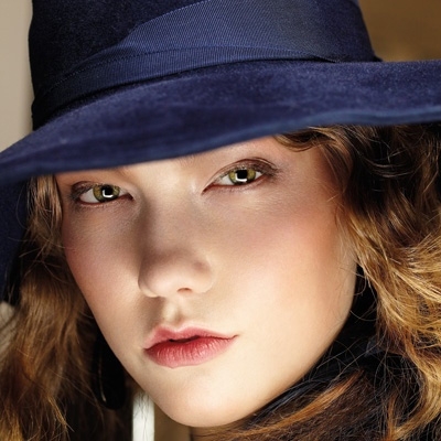 الجمال الإنكليزي بريشة ديور