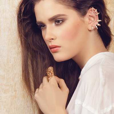 تراب وبرونز