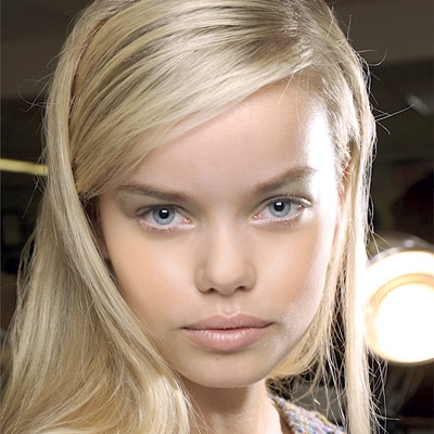 الماكياج الملوّن