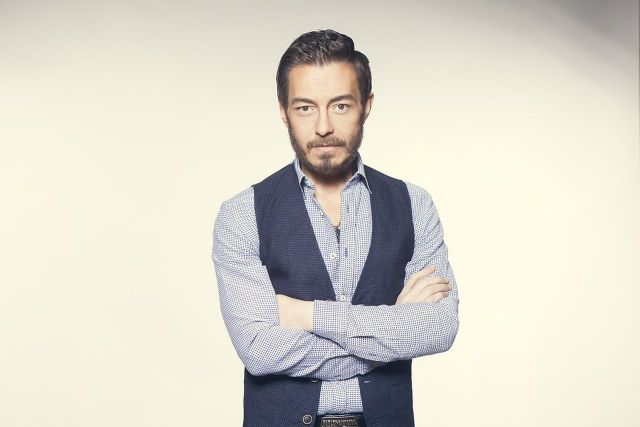 أسرار المشكلة الصحية التي كادت تقتل أحمد زاهر وكيف تخلص منها؟