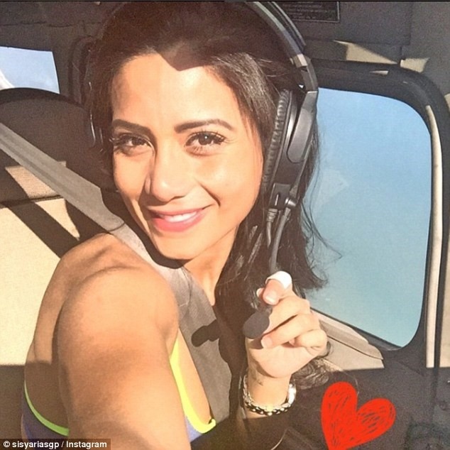 بالفيديو - صدمة جديدة في الطائرة الكولومبية... مساعدة الطيار 