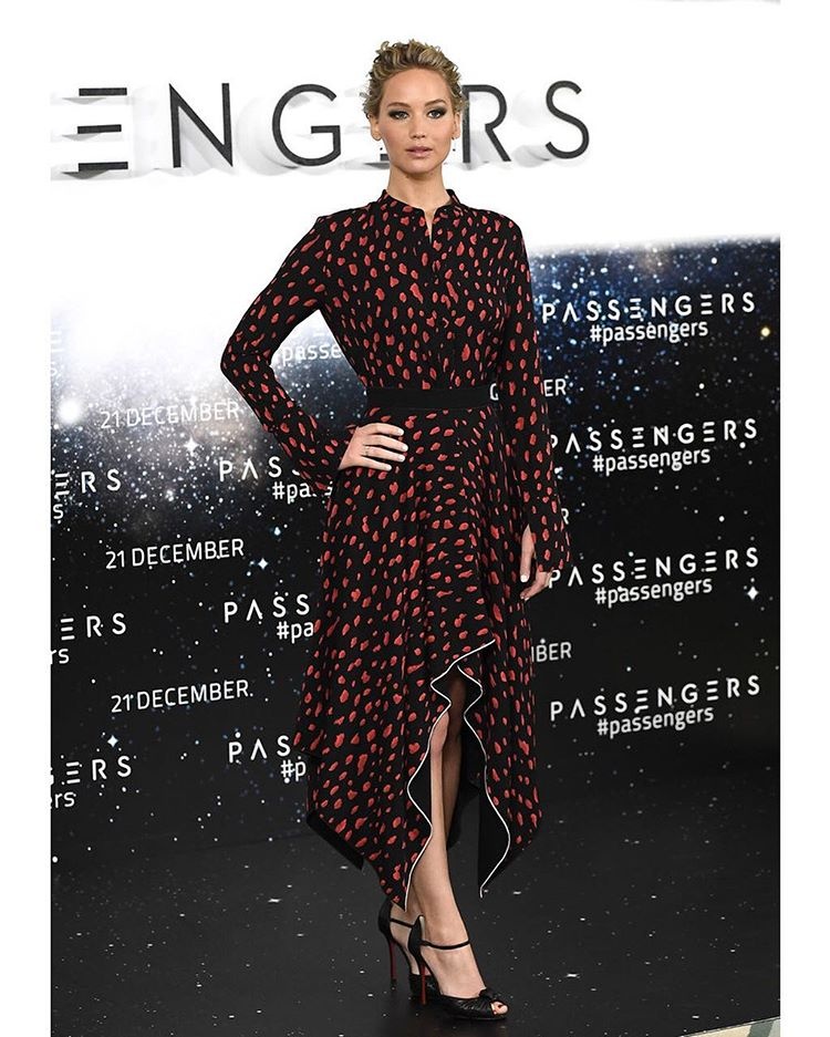 Jennifer Lawrence in Proenza Schouler Jennifer Lawrence in Proenza Schouler