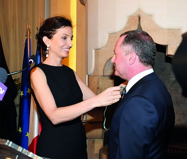 أودري أزولاي وروني عريجي