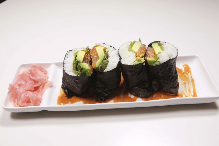 سندويش السوشي سلمون