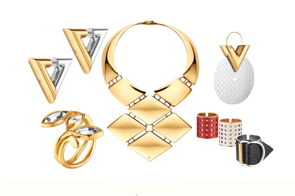 أكسسوارات مترفة يطغى عليها اللون الذهبي من Louis Vuitton
