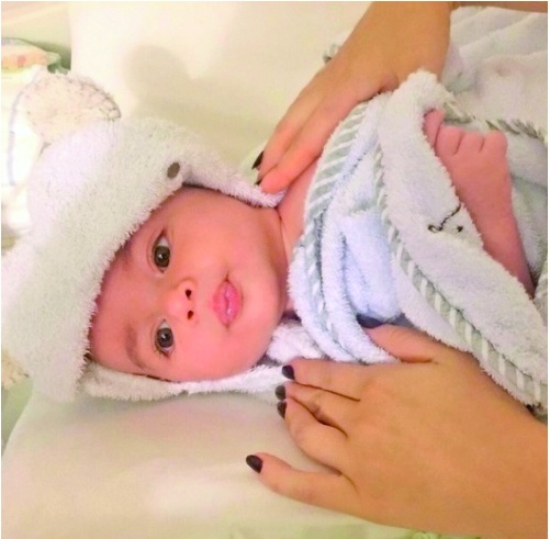  رُزقت ملكة المسرح ميريام فارس بطفلها جايدن في شهر شباط، وقد نشرت ميريام صورة على حسابها على «إنستغرام»، كتبت عليها: «مرحباً إلى العالم بيبي متري/ فارس»... في إشارة إلى شهرة عائلة زوجها وعائلتها.