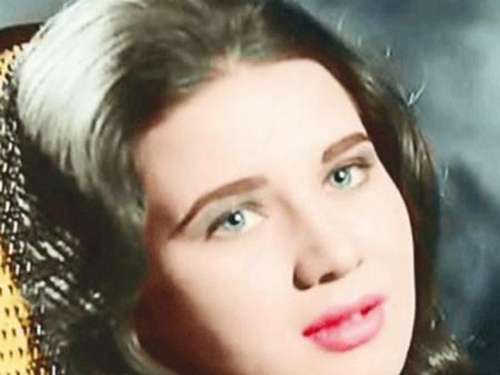 بالصور - لماذا شعرت زبيدة ثروت بالغيرة من شقيقتها التوأم؟!