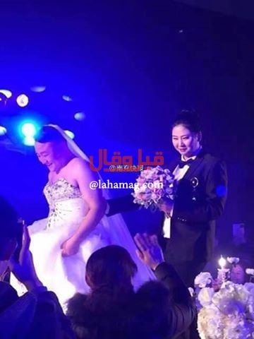 بالصور - زفاف من نوع آخر: العريس بثوب العروس!