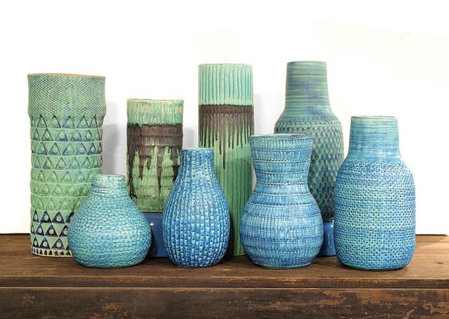 نماذج من الخزف الملون لزينة الموائد