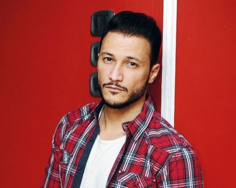 بالصورة - وائل منصور يشن هجوما على هذه الشابة.. والسبب صادم