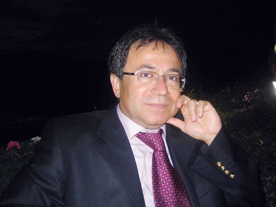 د. منذر صالح د. منذر صالح