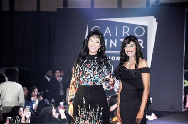 تكريم حنان مطاوع
