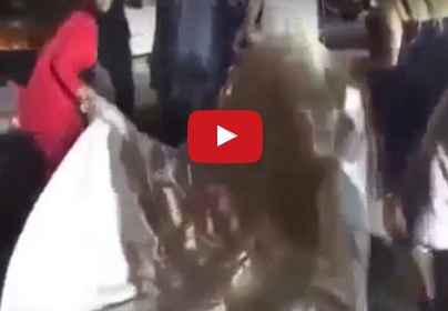 بالفيديو - بلقيس تتعرّض لموقف محرج بسبب سقوط فستان زفافها من يدها!