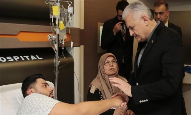 فتاة كويتية تتصل بوالدتها لحظة حدوث اعتداء اسطنبول.. وما قالته لها مؤثّر جداً