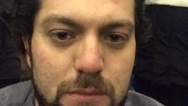 ناجٍ سعودي يروي كيف قفز وزوجته بالبحر لحظة هجوم اسطنبول.. ويكشف مفاجآت جديدة!