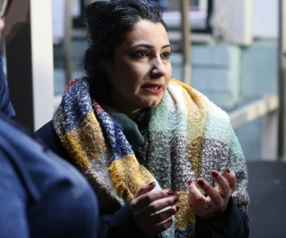 حقائق جديدة عن حادثة اسطنبول بلسان نادل وامرأة تركيين.. وهذه ترجمة ما قاله المعتدي!!