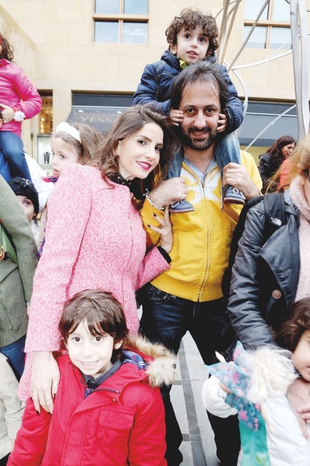 أسد وغريس سماحة وولداهما