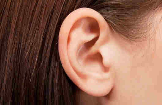 عادة تتكرر يوميا قد تفقدكم حاسة السمع... انتبهوا كي لا يحصل ذلك!