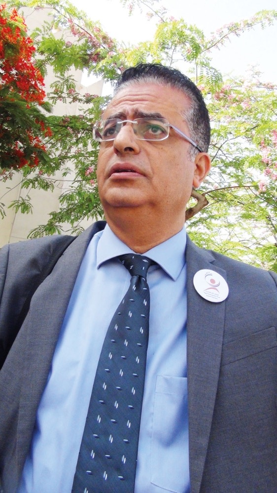 الدكتور إيهاب عيد