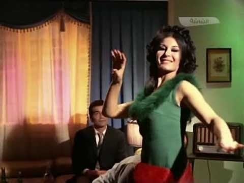 بالصور - لن تصدقوا من هي الراقصة الشهيرة والدة منّة شلبي.. كيف أصبحت الأن!