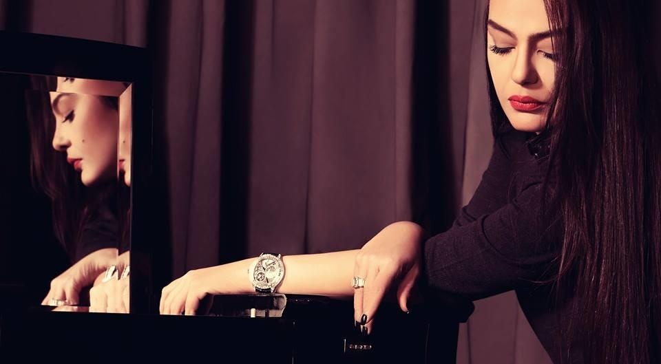 صور نادرة لشريهان بعد عودتها.. خلال العلاج ووفاة شقيقها والرقص لعبد الحليم وابرز اطلالاتها