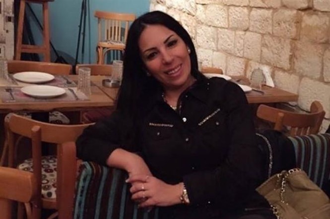 بالصورة - شربت السمّ وتركت رسالة مؤثّرة لزوجها.. لن تصدّقوا ماذا طلبت منه