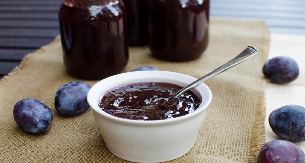 إمزجي التمر مع هذا المكوّن... معجون سحري يخلّصك من الكرش في وقت قصير