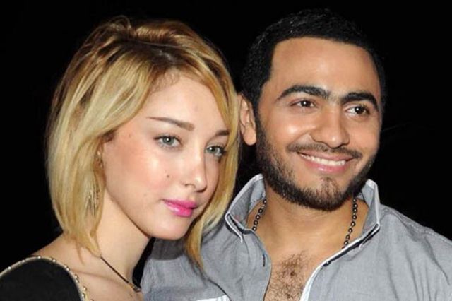 بالصورة - تامر حسني يصطحب زوجته إلى حفلة زفاف كندة علوش وعمرو يوسف