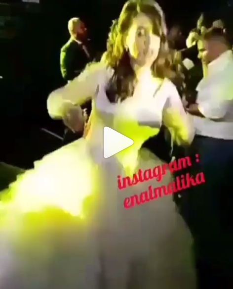 بالفيديو - كندة علوش تشعل زفافها برقصة 