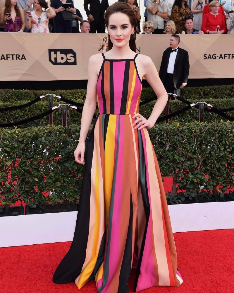 Michelle Dockery brightens up the red carpet in ELIE SAAB