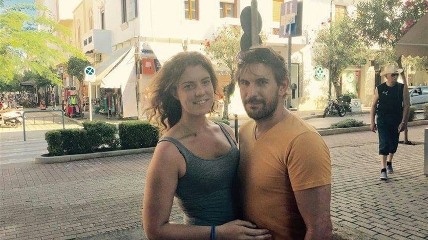 نشرت صورة حبيبها على 