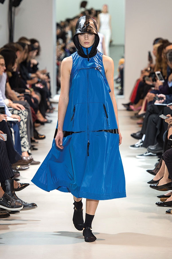 عرض Paco Rabanne لربيع وصيف 2017 من باريس