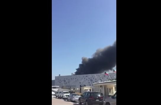 الفيديو الاول للحريق الكبير في دار الاوبرا في الكويت