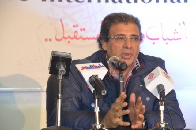 خالد يوسف يكشف تفاصيل توقيفه في المطار.. وماذا قال عن المخدرات!؟