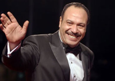 بالصور - نجل الراحل خالد صالح  يخطف الانظار بوسامته.. تعرفوا عليه